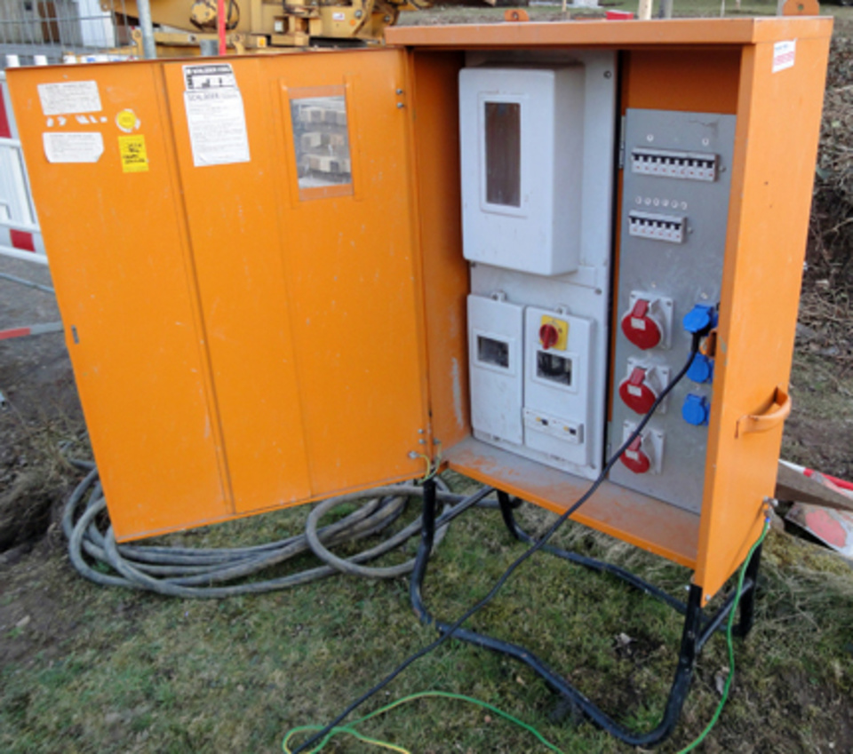 Baustromkasten bei Elektrotechnik Lehmann in Sonnewalde OT Großbahren