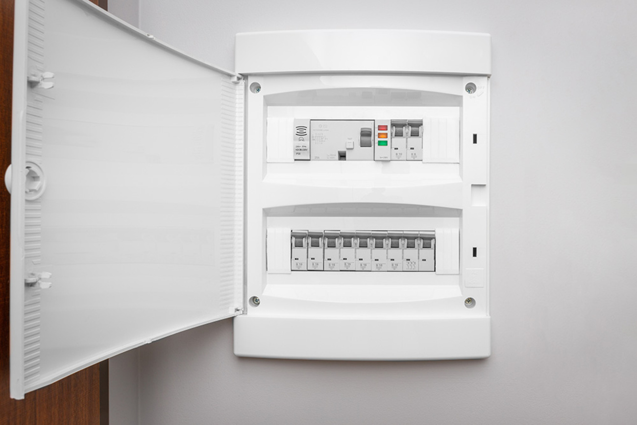 Über­spannungs­schutz bei Elektrotechnik Lehmann in Sonnewalde OT Großbahren