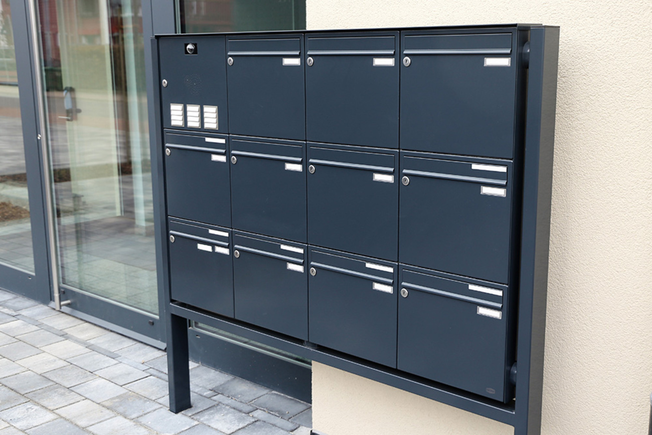 Briefkasten­systeme bei Elektrotechnik Lehmann in Sonnewalde OT Großbahren